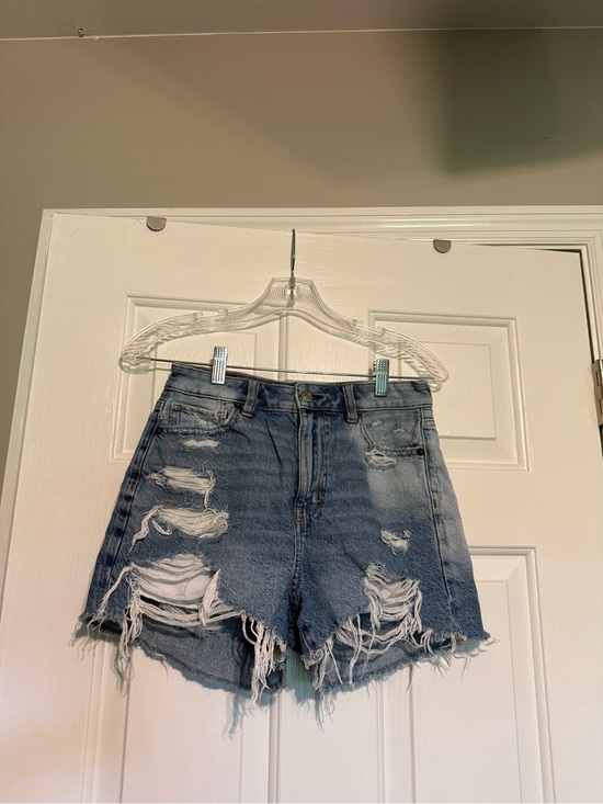 American Eagle Outfitters Pants - American Eagle Outfitters Distressed Denim Shorts - Light Blue Wash